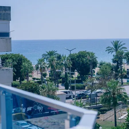 Uestuen Αλάνια