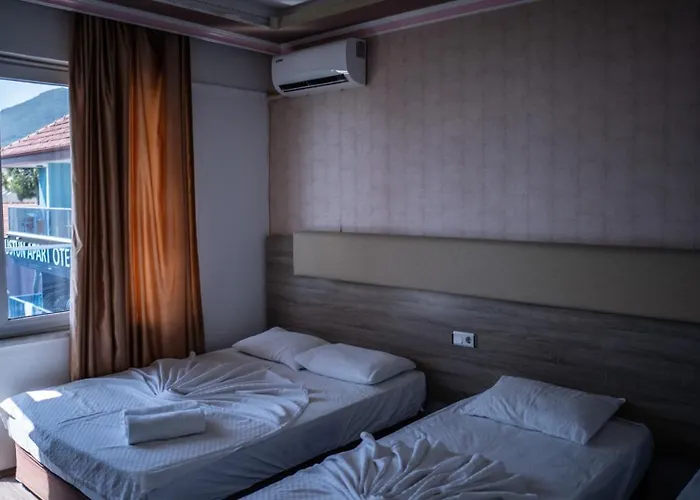 מלון דירות Uestuen אלאניה