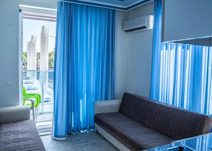 Uestuen מלון דירות